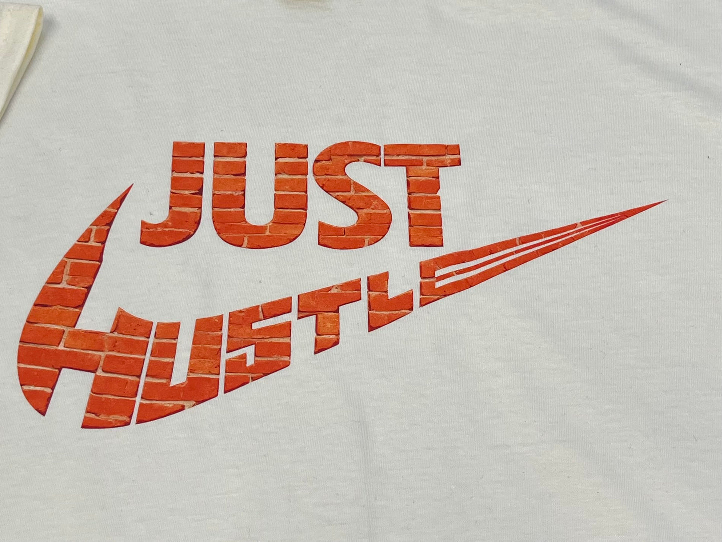 Bricks tee